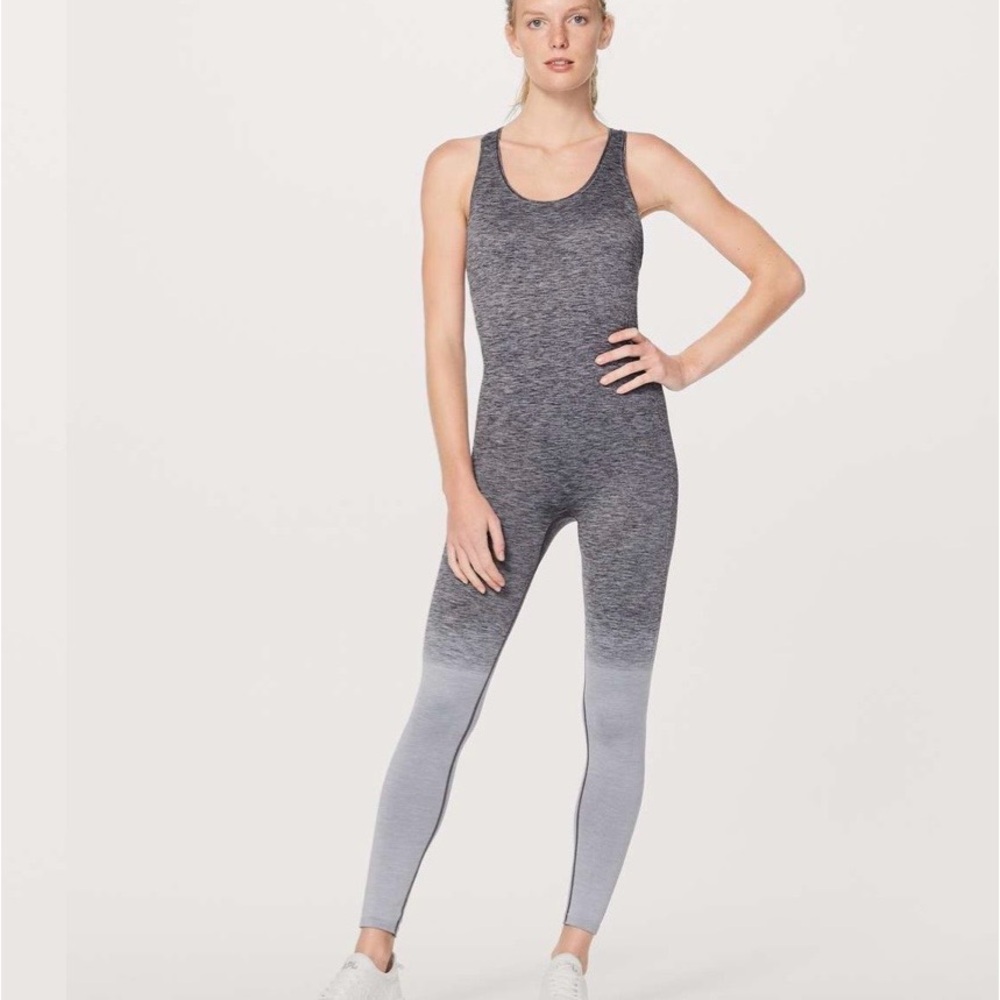 NWOT Women’s Lululemon Balance and Resist Onesie Ombré Size 4